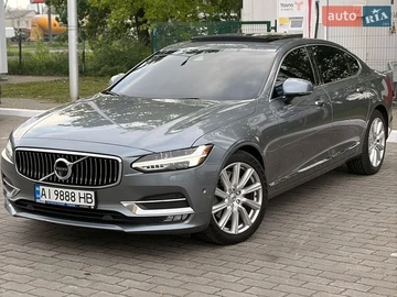 Авто Volvo S90 2018 № 8810947
