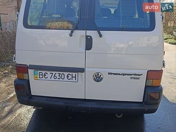 Авто Volkswagen Transporter 2002 № 8810962