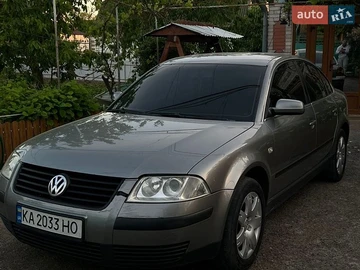 Авто Volkswagen Passat 2003 № 8811340