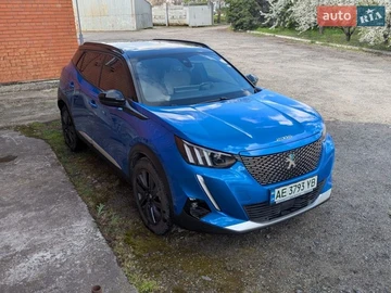 Авто Peugeot E-2008 2020 № 8811398