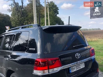 Авто Toyota Land Cruiser 2019 № 8811410