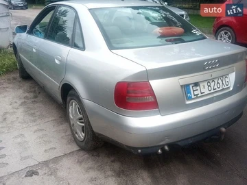 Авто Audi A4 2000 № 8811415