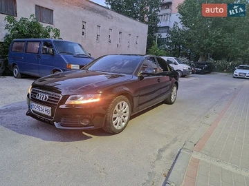 Авто Audi A4 2011 № 8811621