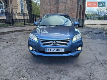 Авто Toyota Rav4 2010 № 8811720