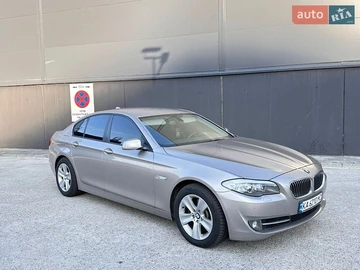 Авто BMW 5 Series 2013 № 8811738