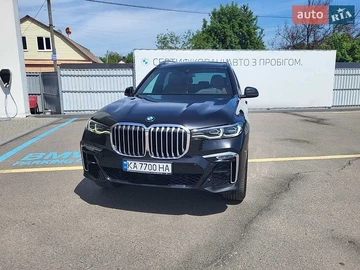 Авто BMW X7 2022 № 8811764