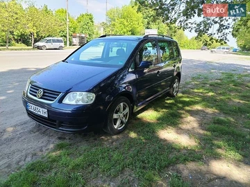 Авто Volkswagen Touran 2006 № 8811809