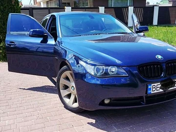 Авто BMW 5 Series 2003 № 8811825