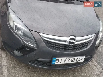 Авто Opel Zafira 2013 № 8812051