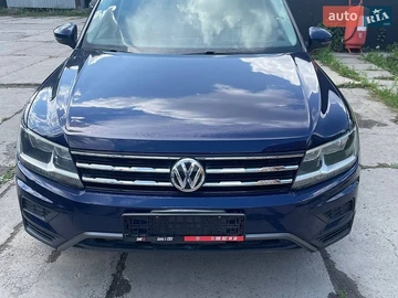 Авто Volkswagen Tiguan 2020 № 8812080