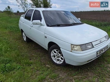 Авто ВАЗ 2110 1999 № 8812339