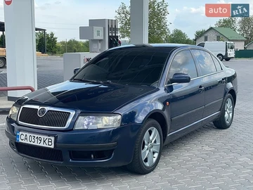 Авто Skoda Superb 2002 № 8812352