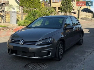 Авто Volkswagen E-Golf 2015 № 8812552