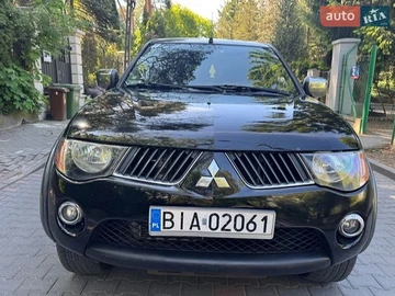 Авто Mitsubishi L 200 2007 № 8812564