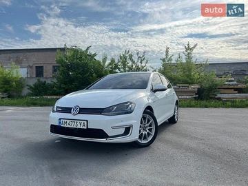 Авто Volkswagen E-Golf 2014 № 8812572