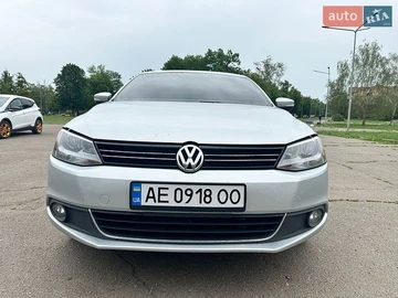 Авто Volkswagen Jetta 2011 № 8812573