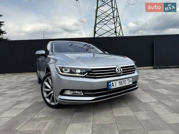 Авто Volkswagen Passat 2018 № 8812617