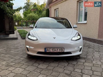 Авто Tesla Model 3 2022 № 8812630