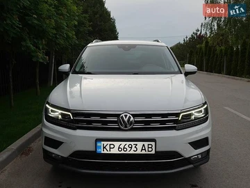 Авто Volkswagen Tiguan 2018 № 8812638
