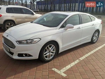 Авто Ford Fusion 2015 № 8812707