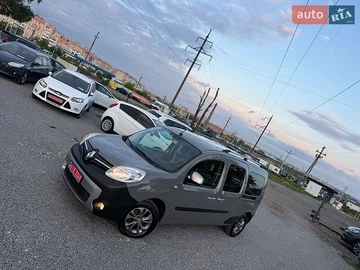 Авто Renault Grand Kangoo 2015 № 8812767