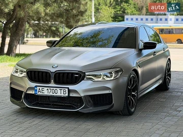 Авто BMW M5 2018 № 8812773