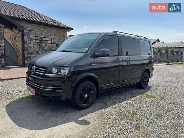 Авто Volkswagen Transporter 2017 № 8812824