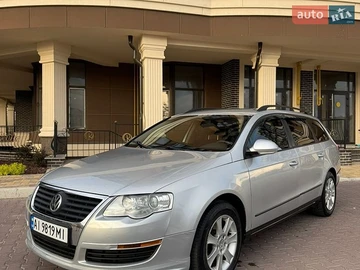 Авто Volkswagen Passat 2010 № 8812842