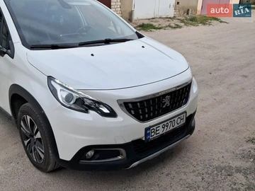 Авто Peugeot 2008 2018 № 8812859