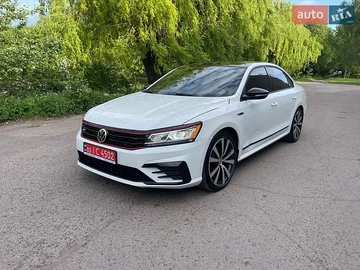 Авто Volkswagen Passat 2018 № 8812861