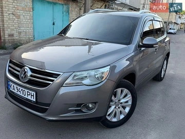 Авто Volkswagen Tiguan 2010 № 8813065