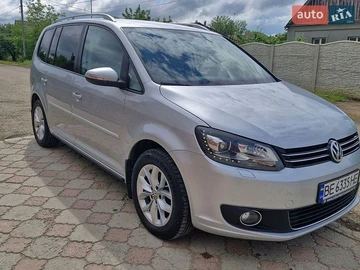 Авто Volkswagen Touran 2010 № 8813123