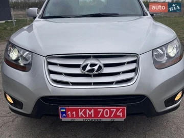 Авто Hyundai Santa Fe 2011 № 8813138