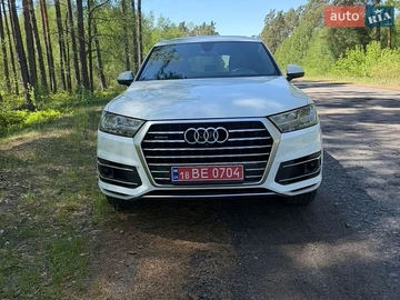 Авто Audi Q7 2019 № 8813165