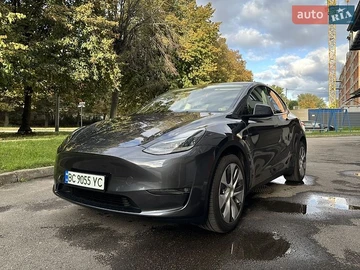 Авто Tesla Model Y 2024 № 8813169