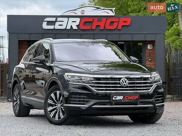 Авто Volkswagen Touareg 2018 № 8813254