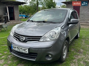 Авто Nissan Note 2010 № 8813418