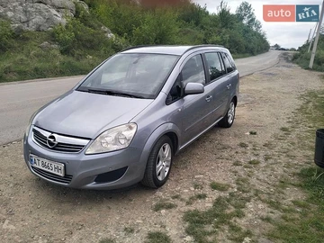 Авто Opel Zafira 2009 № 8813434