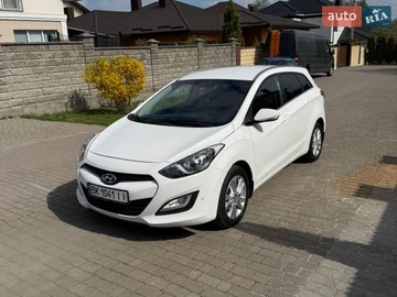 Авто Hyundai I30 2013 № 8813449