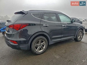 Авто Hyundai Santa Fe 2017 № 8813470