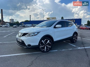 Авто Nissan Rogue Sport 2018 № 8813524