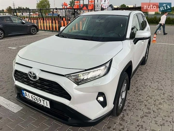 Авто Toyota Rav4 2023 № 8813561