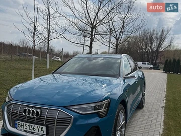 Авто Audi E-Tron 2020 № 8813568