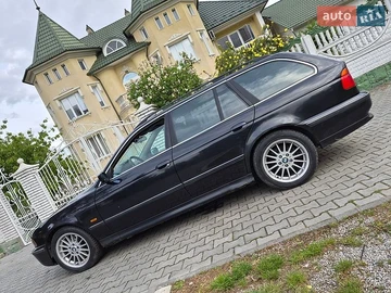 Авто BMW 5 Series 2000 № 8813605