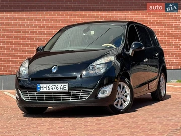 Авто Renault Scenic 2011 № 8813625