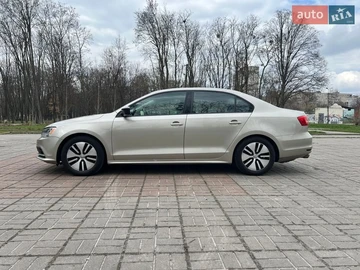 Авто Volkswagen Jetta 2015 № 8813633