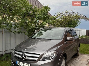 Авто Mercedes B-Class 2015 № 8813644