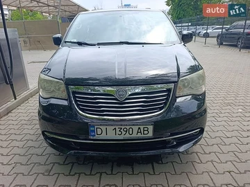 Авто Lancia Voyager 2012 № 8813657