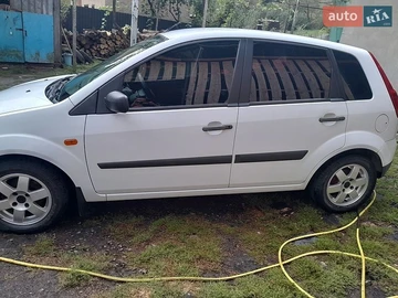 Авто Ford Fiesta 2007 № 8813726