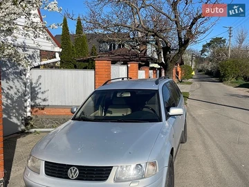 Авто Volkswagen Passat 1999 № 8813728
